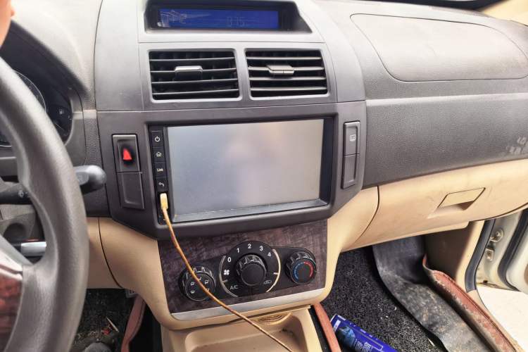 Used BAIC Weiwang M30 2015 1.5L Comfort Version BJ415B Audio And AC Panel