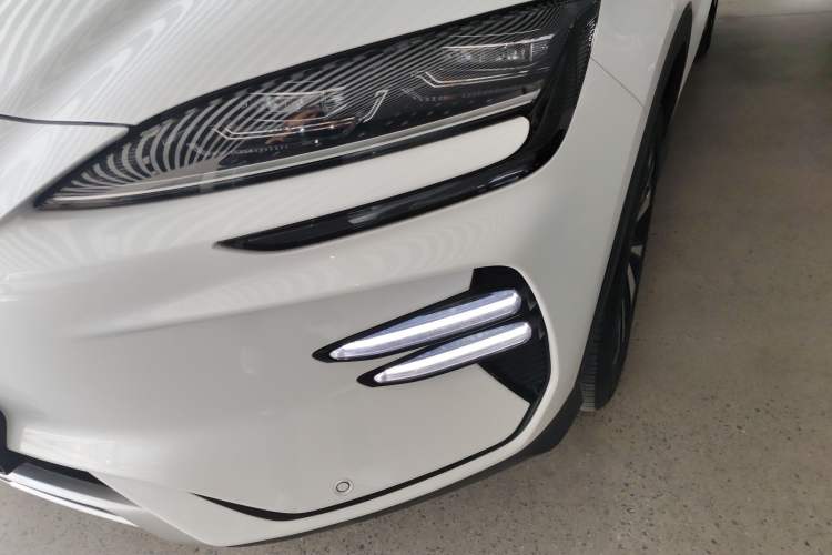 Used BYD Song PLUS New Energy 2023 Champion Edition EV 520KM Flagship Model Left Front Headlight