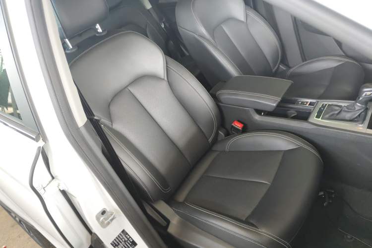 Used Roewe RX5 2020 20T Automatic 4G Connect Superior Flagship Edition