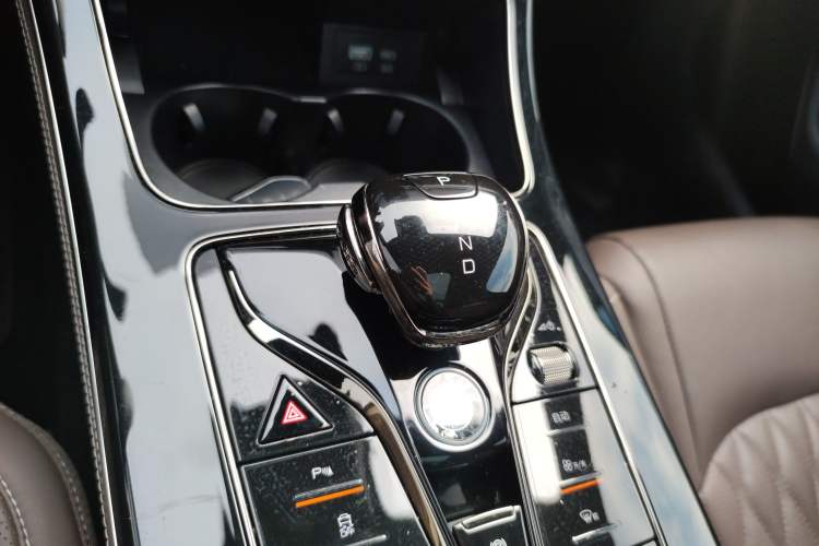 Used BYD Han 2022 DM-i 121KM Prestige Model