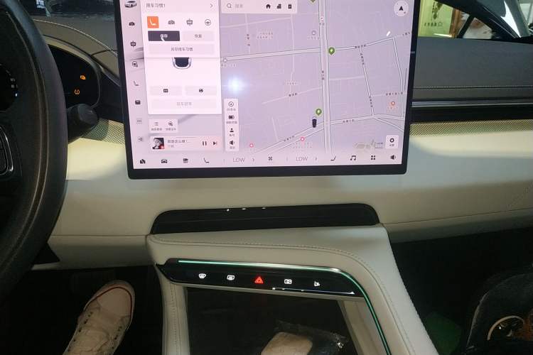 Used Zeekr 001 2025 WE Edition 100 kWh Rear-Wheel Drive
