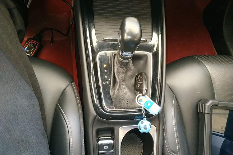 Used Roewe i5 2020 1.5L Automatic 4G Connect Luxury Flagship Edition
