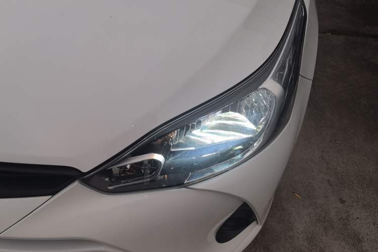 Used Toyota YARiS L Zhi Xiang 2020 1.5L CVT Leading Edition Left Front Headlight