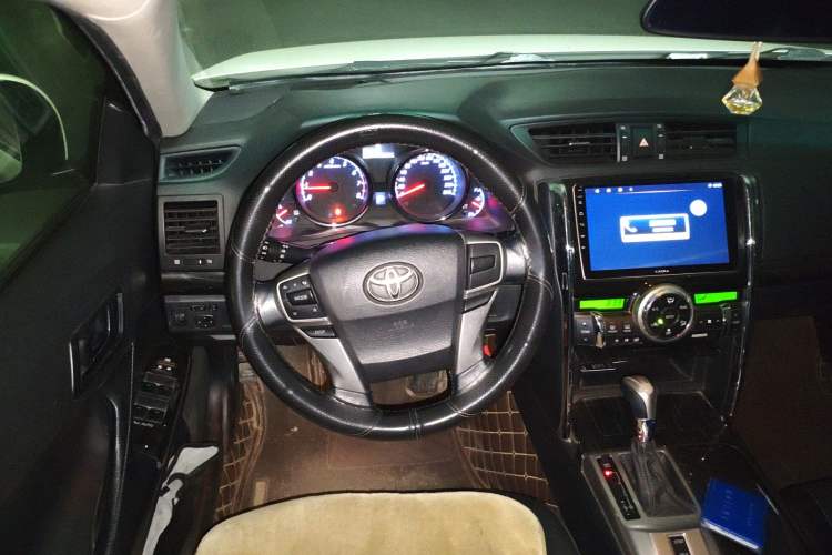 Used Toyota Reiz 2010 2.5V Fengdu Elite Edition Steering Wheel