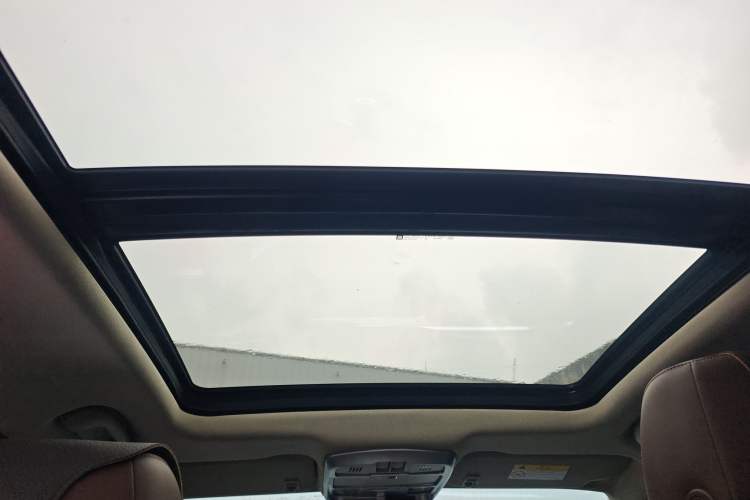 Used Buick Envision 2016 20T Two-Wheel-Drive Elite Model
