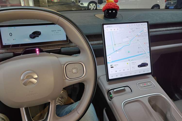 Used Nio EC6 2024 75 kWh