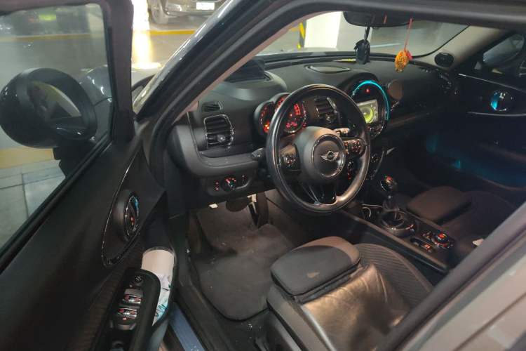 Used MINI Clubman 2016 1.5T COOPER Connoisseur Edition Driver Seat