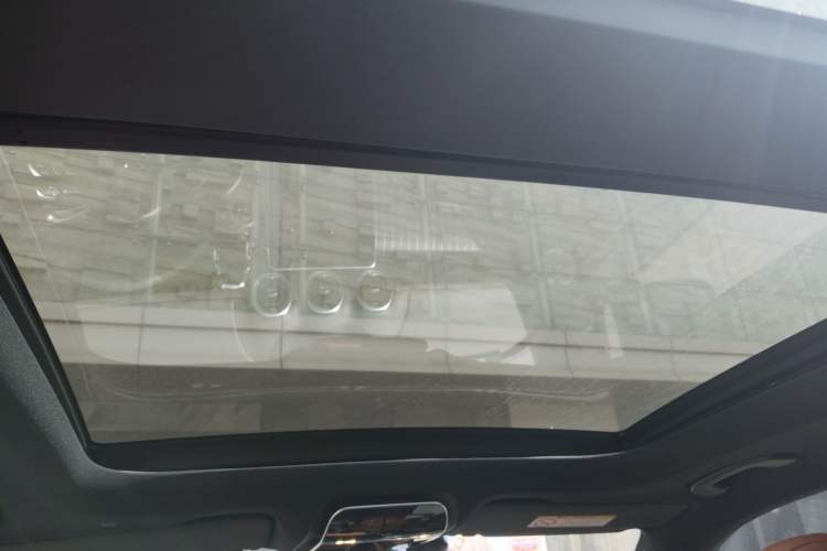 Used Mercedes-Benz GLC 2024 GLC 260 L 4MATIC Luxury Model 5 Seats