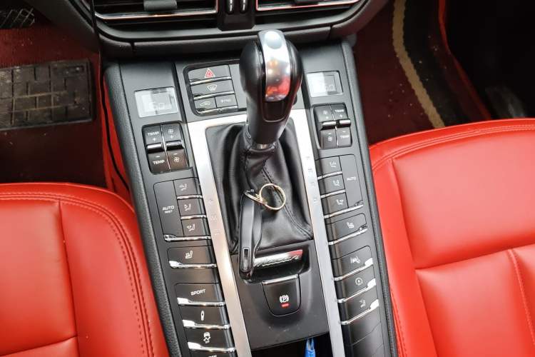 Used Porsche Macan 2020 Macan 2.0T Gear Lever