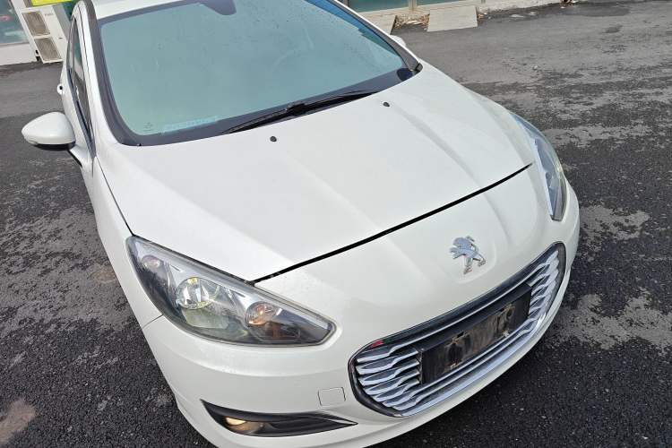 Used Peugeot 308 2014 Enjoy Edition Classic 1.6L Manual YouShang Model
