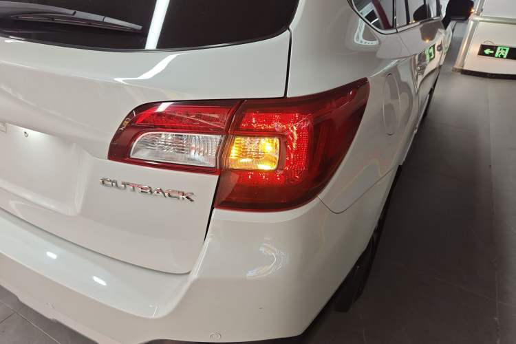 Used Subaru Outback 2015 2.5i Sport Navigation Edition