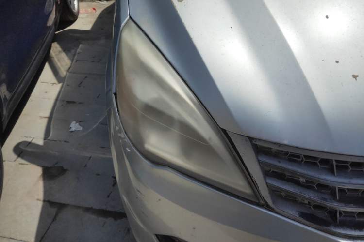 Used BAIC Weiwang M20 2014 1.5L Comfort Version BJ415B Right Front Headlight