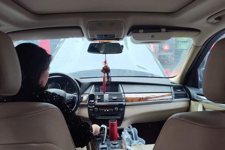 Used BMW X5 2011 xDrive35i Leading Model