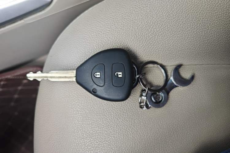 Used Toyota Corolla 2012 Luxurious Edition 1.6L Automatic GL Vehicle Key