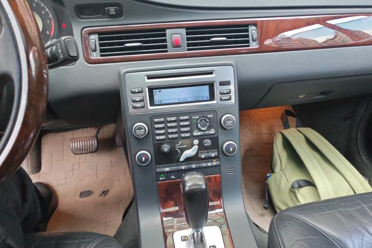 Used Volvo S80 2007 2.5T Zhiya Edition Audio And AC Panel