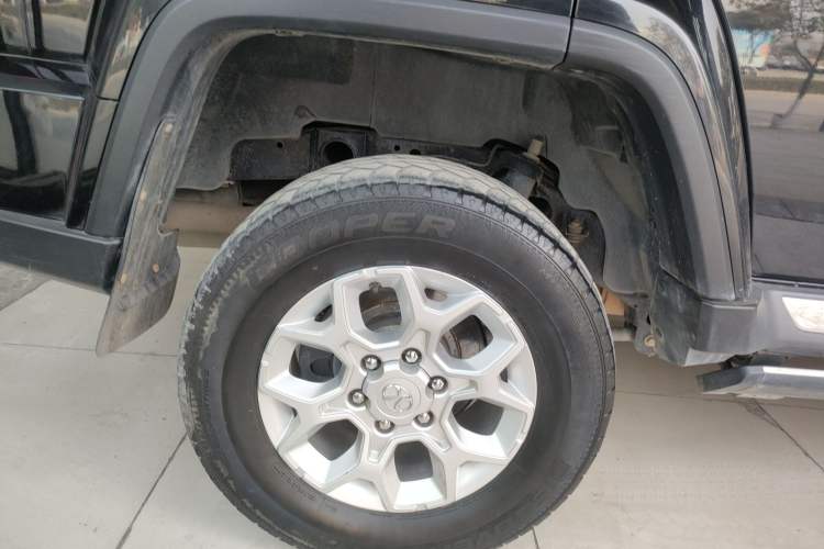 Used BAIC Off-Road BJ40 2018 PLUS 2.0D Manual Four-Wheel Drive Prestige Model China V Emission Standard
