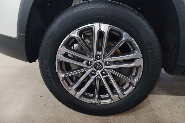 Used Changan CS75 PLUS 2022 1.5T Automatic Luxury Model
