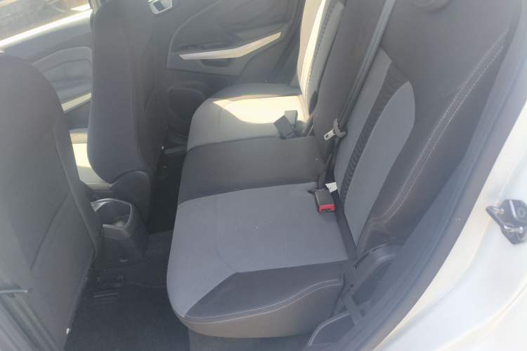 Used Ford EcoSport 2013 1.5L Automatic Fashion Model