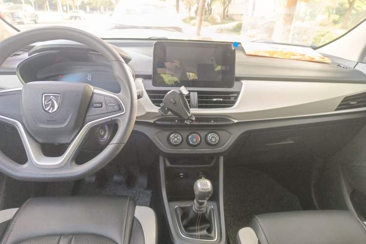 Used Baojun 360 2019 Revised Version 1.5L Manual Elite China VI
