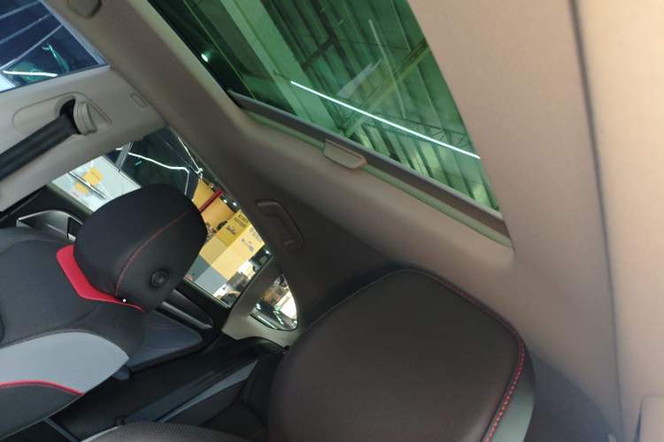 Used Volkswagen Lamando 2023 Lavida L 280TSI DSG Cool & Spicy Edition
