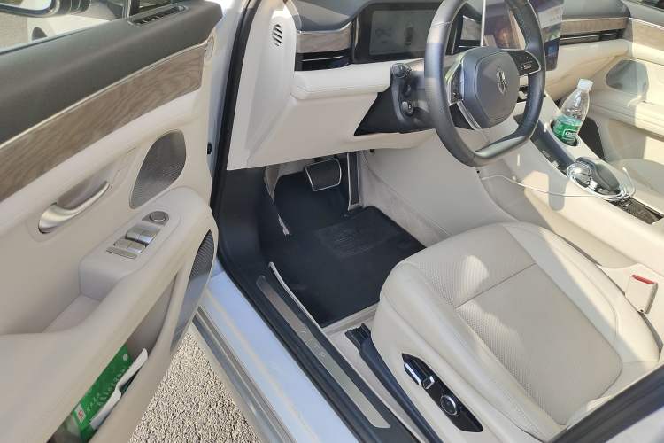 Used Hima AITO M5 2022 Range-Extended Rear-Drive Standard Version