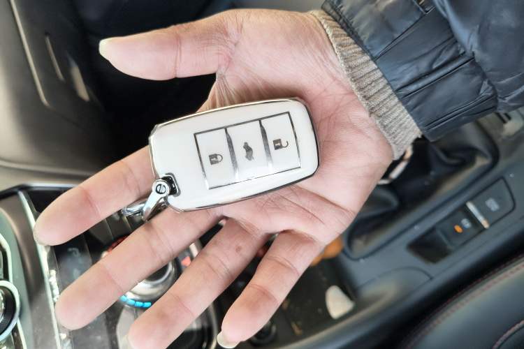 Used Changan CS75 2016 2.0L Manual Luxury Version China IV Standard
