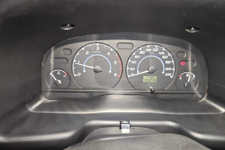 Used JMC Transit 2019 2.8T Commercial Version Long Wheelbase High Roof 6-Seater Rear Single Tire China VI Emission Standard – JX493
