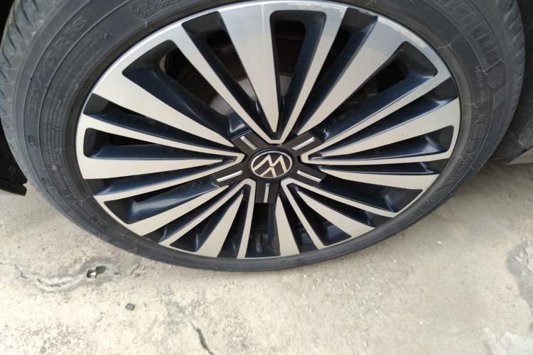 Used Volkswagen Passat 2021 330TSI Luxury Edition
