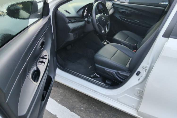 Used Toyota YARiS L Zhi Xiang 2022 1.5L CVT Leading PLUS Edition
