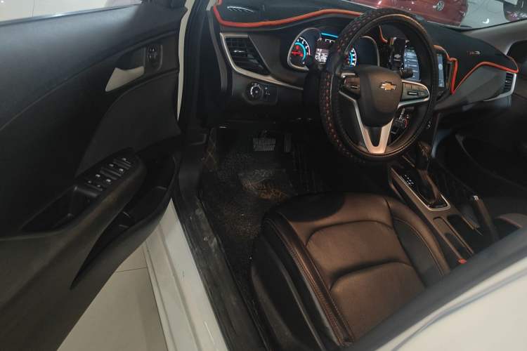 Used Chevrolet Cavalier 2019 320 Automatic Enjoyment with Sunroof Driver Seat