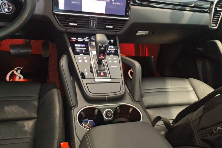 Used Porsche Cayenne E-Hybrid 2020 Cayenne E-Hybrid 2.0T
