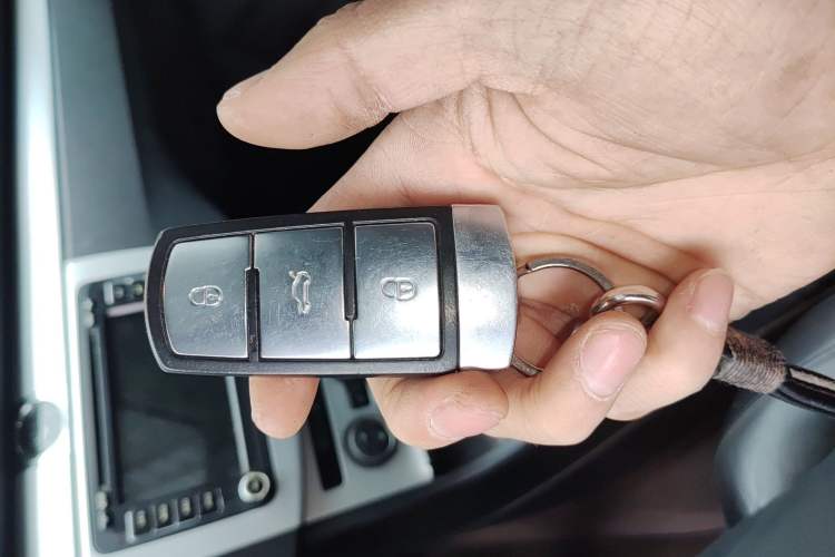 Used Volkswagen Magotan 2016 1.8TSI Smart Enjoyment Leading Model Vehicle Key