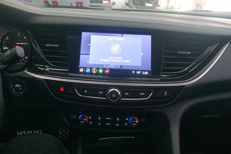 Used Buick Regal 2021 GS 28T Prestige Model
