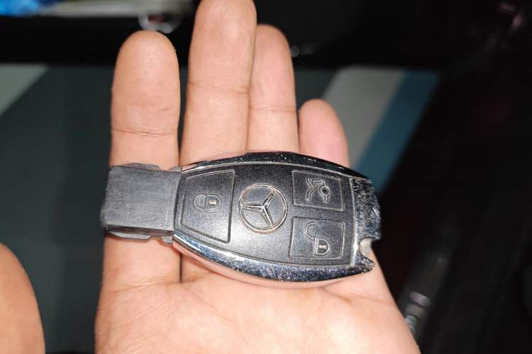 Used Mercedes-Benz C-Class 2010 C 200 CGI Elegance Model
