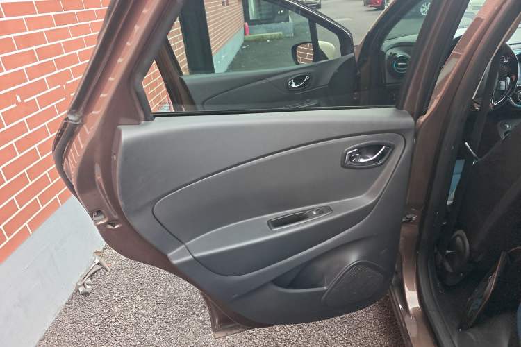 Used Renault Captur 2015 1.2T Automatic Comfort First Edition