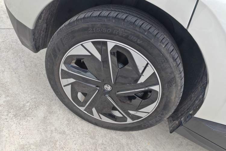 TDK.VehicleDetails.img