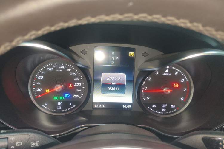 Used Mercedes-Benz GLC 2018 Facelifted GLC 260 4MATIC Dynamic Edition Instrument Cluster