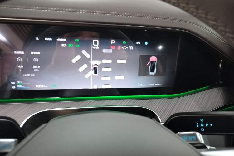 Used Denza N9 2025 Flagship Model