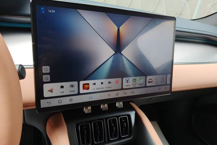 Used BYD Song L EV 2025 Intelligent Driving Version 662 km LiDAR Excellence Edition Audio And AC Panel