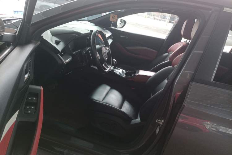 Used MG 5 2021 300TGI DCT Luxury Flagship Edition
