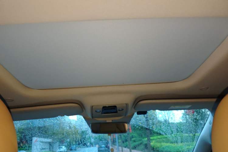 Used Denza D9 2022 DM-i 970 Four-Wheel Drive Prestige Model
