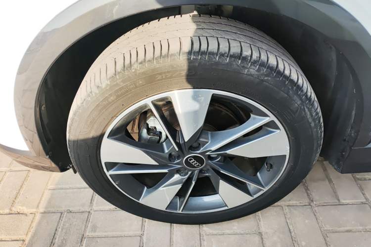 Used Audi Q2L 2022 35 TFSI Fashionable and Elegant Model
