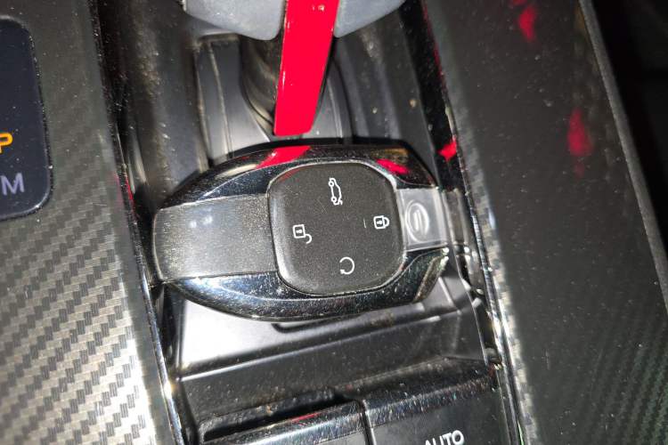 Used GAC Trumpchi EMPOW 2021 270T DCT J15 Version Vehicle Key