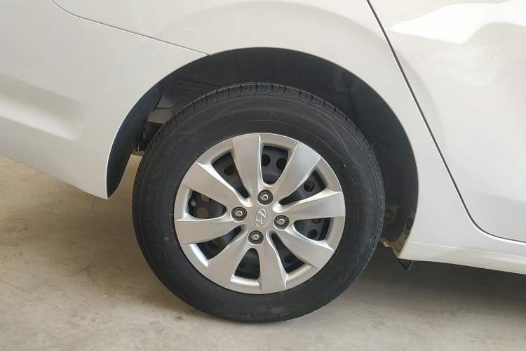 Used Hyundai Verna (older generation) 2017 1.4L Manual Refreshed Version China VI Standard
