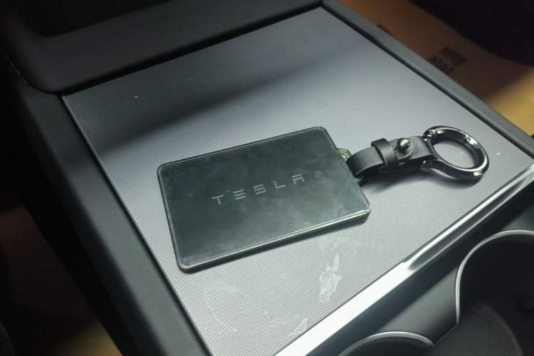 Used Tesla Model 3 2024 High-Performance All-Wheel-Drive Version
