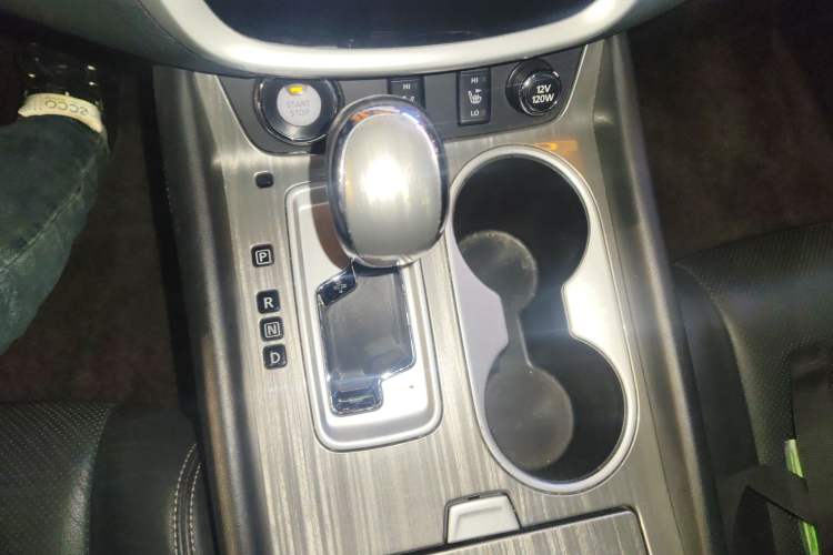 Used Nissan Murano 2017 2.5 S/C HEV XE Four-Wheel Drive Hybrid Luxury Edition Gear Lever