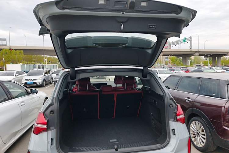 Used BMW X3 2025 xDrive30L Luxury Edition M Sport Package Trunk