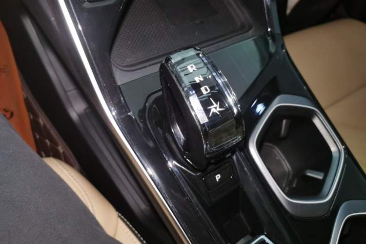 Used Geely Auto FX11 2023 2.0TD DCT Prestige Edition
