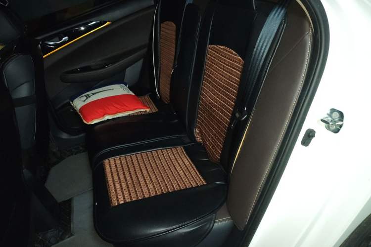 Used CHANGAN Eado DT 2018 1.6L Automatic Smart Enjoyment Model