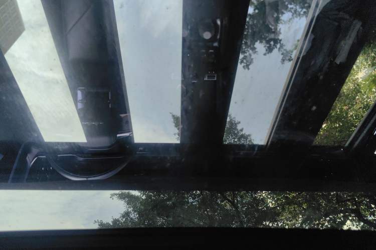 Used Formula Leopard 5 2023 Navigator Edition
